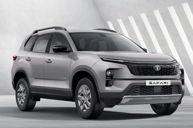 Tata Safari Pure trim - front Image - 10686